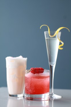 Darnley's View Valentine Cocktails group shot